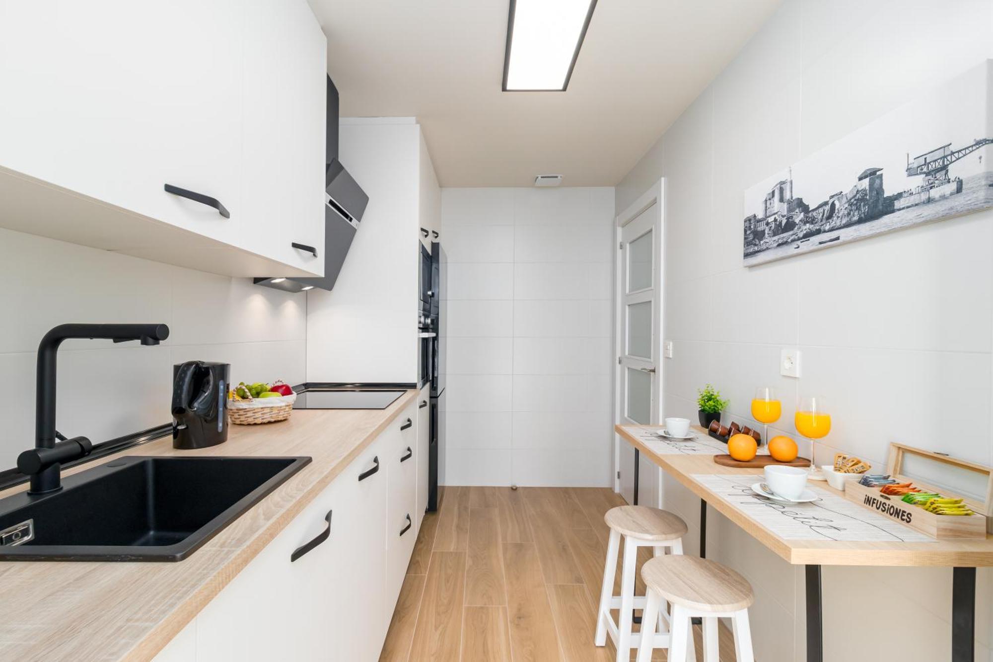 Home In Castro Con Parking 카스트로우르디알레스 외부 사진