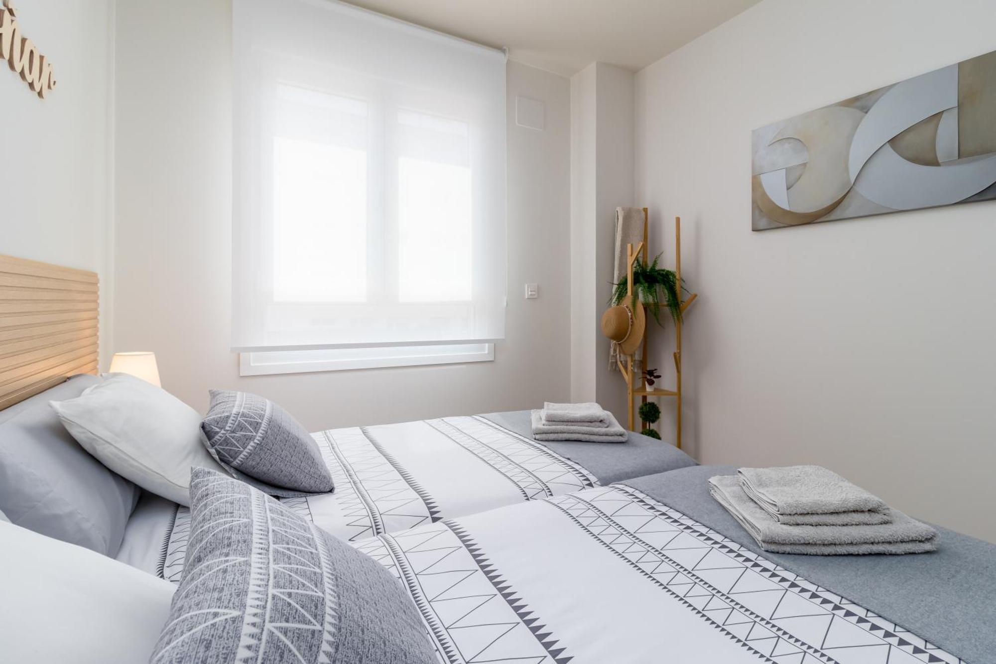 Home In Castro Con Parking 카스트로우르디알레스 외부 사진